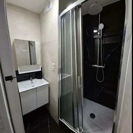 Privee Dans Partage - Calme Et Lumineux - Proche Bordeaux - - F2-2 Apartman